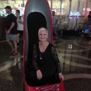 Meet your Posher, Bobbi
